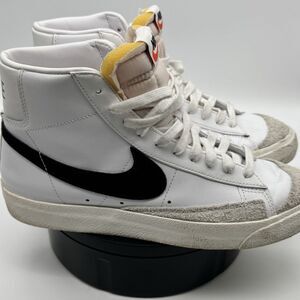 Nike Shoes Women 10.5. CZ1055-100